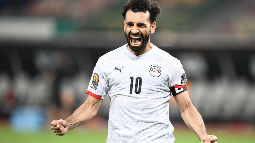 Salah’s last-gasp strike rescues point for Egypt against Mozambique