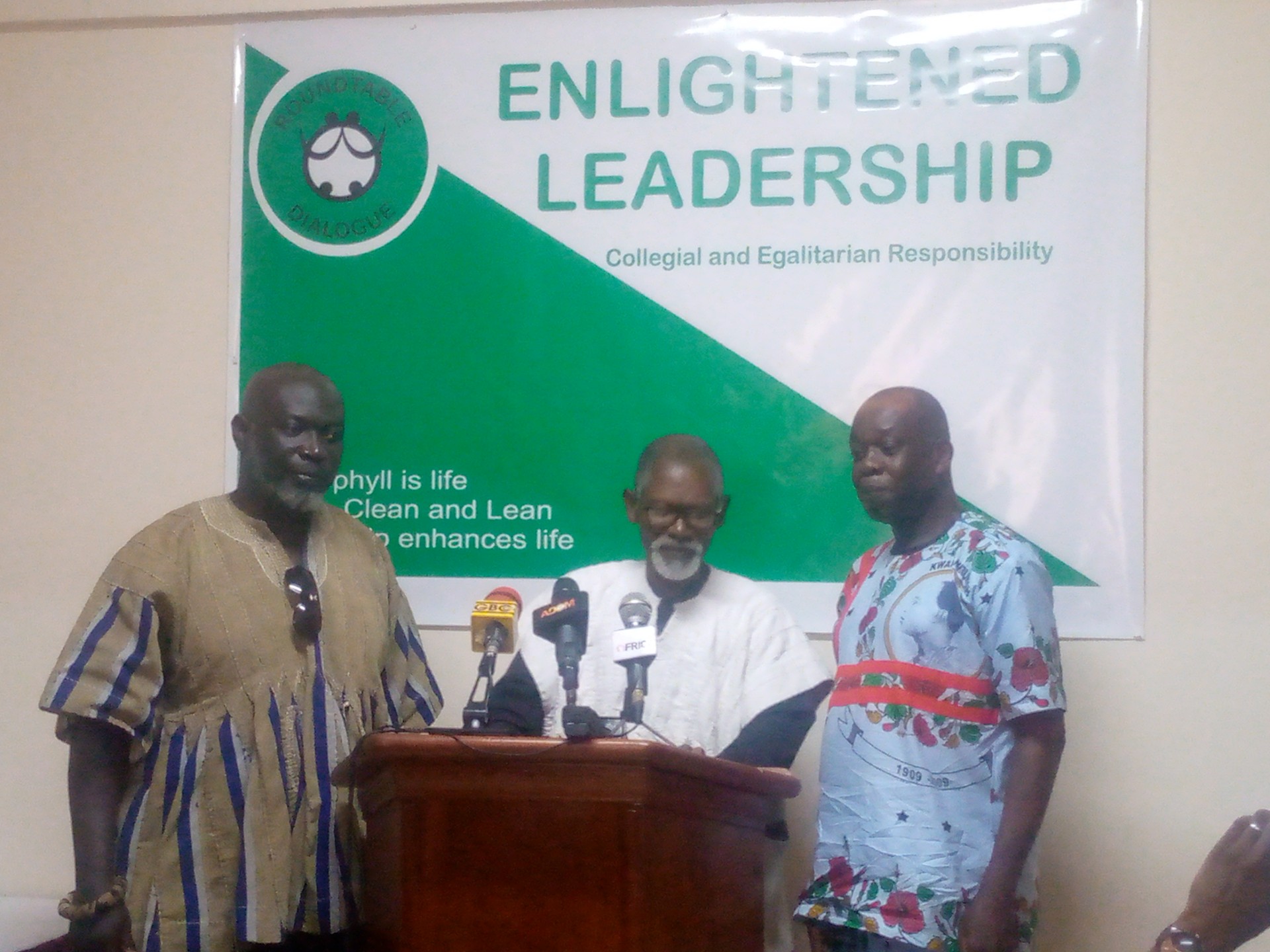 Smaller political parties in Ghana, others asked to form third force