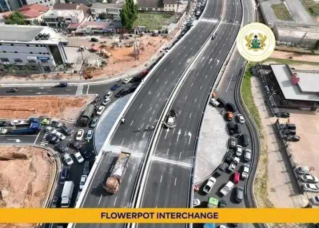 President inaugurates Flower Pot Interchange