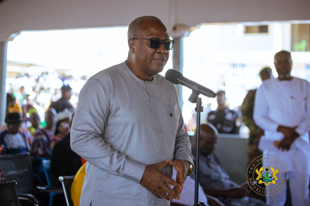 President Mahama swears in five new ministers